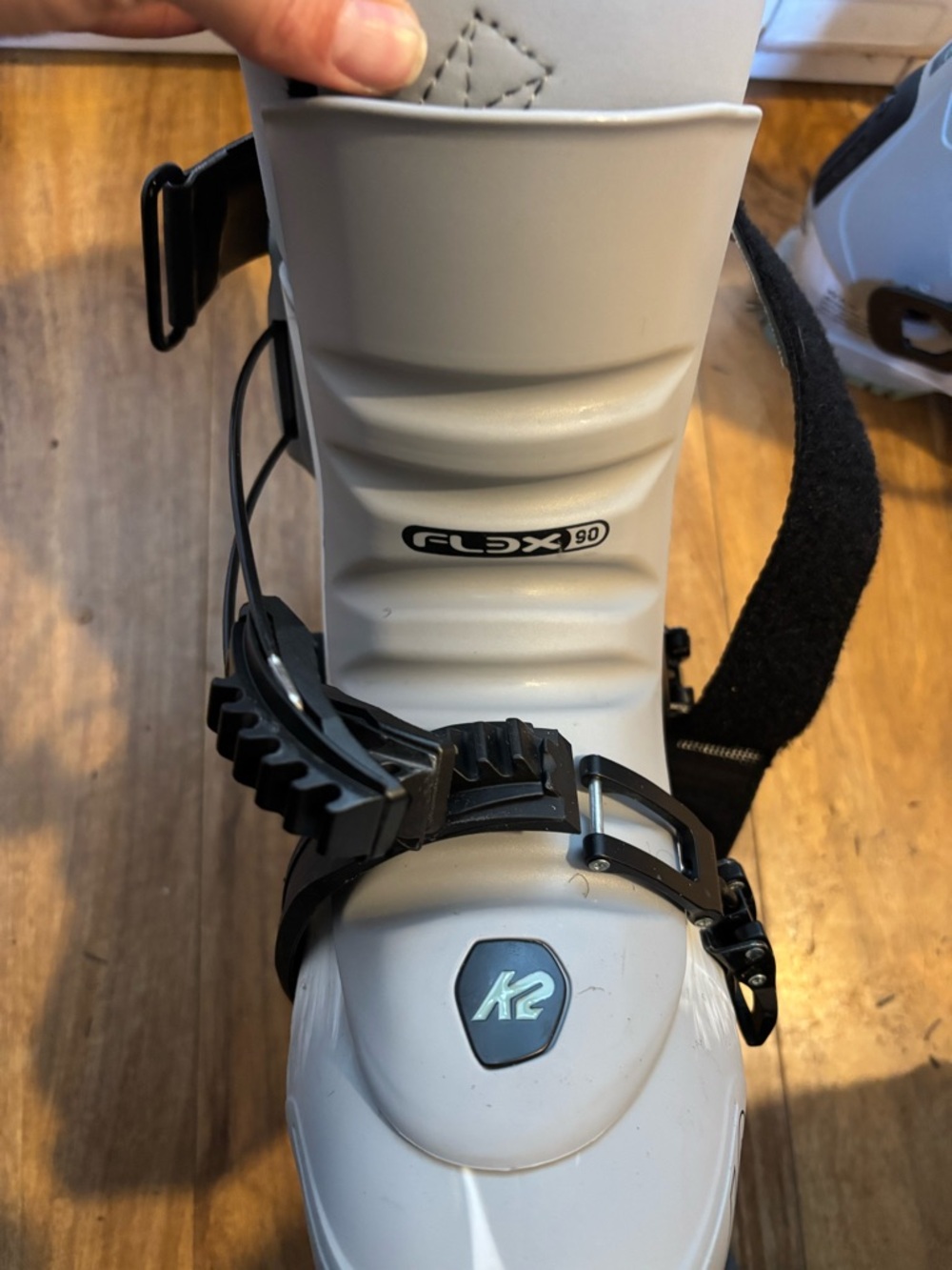 K2 Method Pro Flex 90 White/Gray Ski Boot Women’s 25.5
